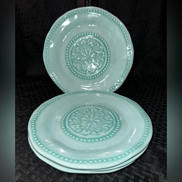 Il Mulino 100% Melamine Dinner Plates 9” Seafoam Green EUC - Picture 5 of 6